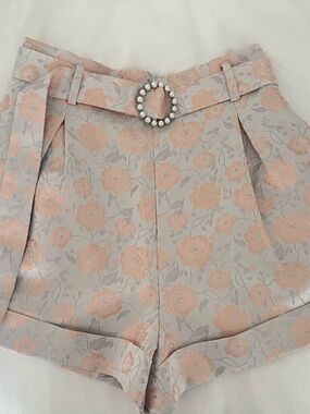 MAJORELLE Floral Jacquard Belted Women’s Shorts in Peach